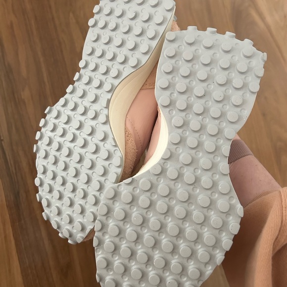 New Balance 327 Sneakers - Picture 11 of 11